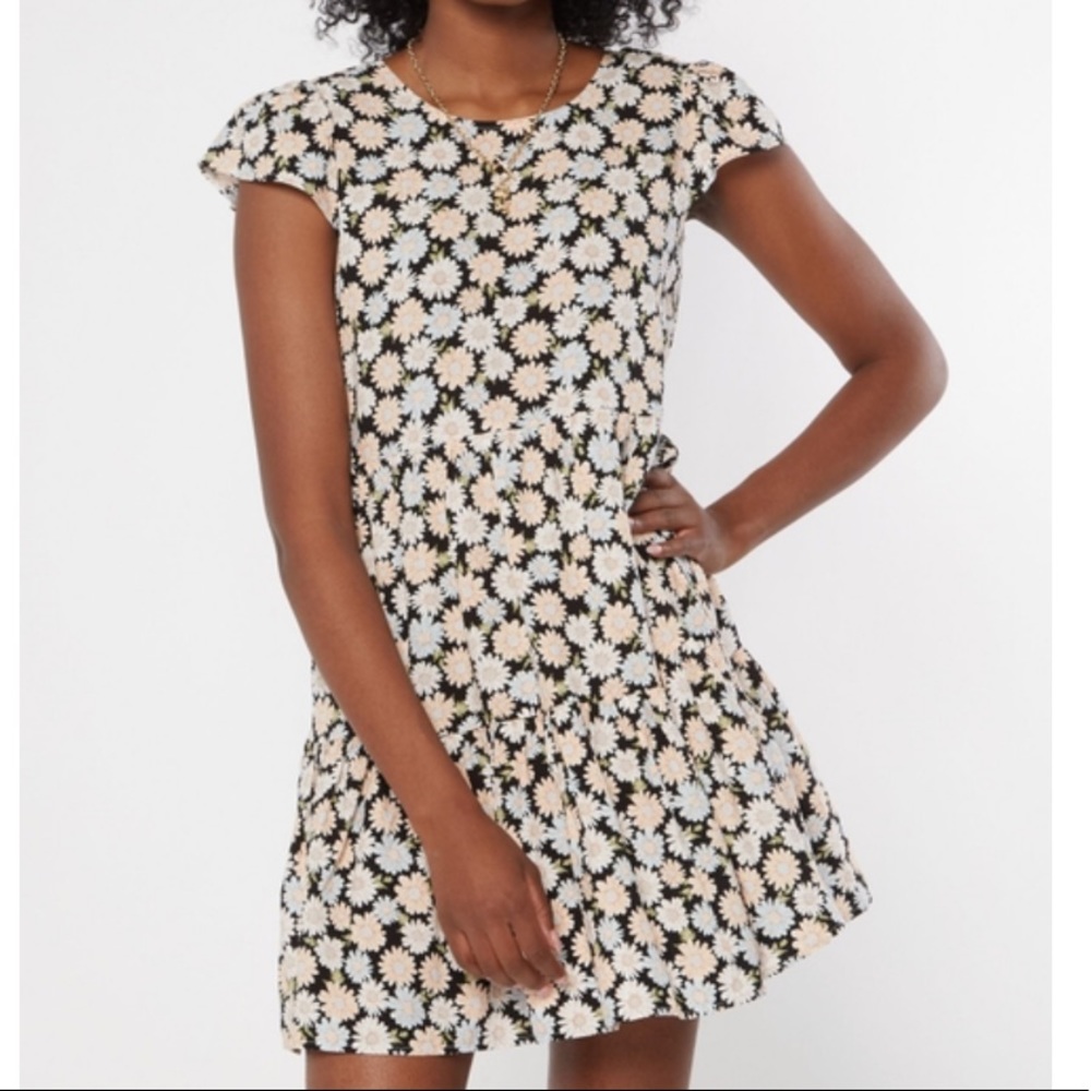 Rue 21 Black Daisy Tie Babydoll Dress